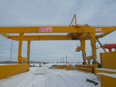  Conainer Yard Gantry Crane.jpg