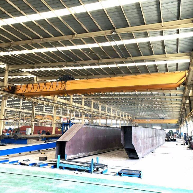 Best Selling 25ton Control Panel Double Girder Overhead EOT Crane Suppliers