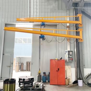 Swing Arm Crane