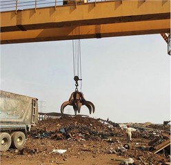 Rail Running Crane 42ton Grab Bucket Crane