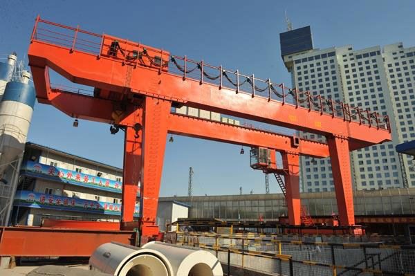 U Type Large Span Dock Yard Material Handling Gantry Crane installation for Ship Building