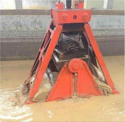 Underwater Single Rope Grab Buckets