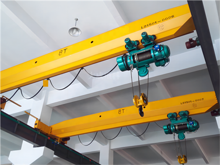 Warehouse 1t-20T Electric Single Girder Crane with Hoist